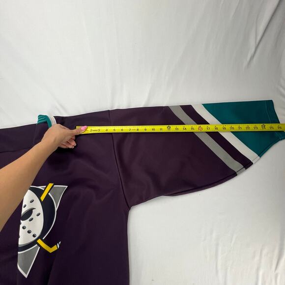 ANAHEIM DUCKS JERSEY - Picture 9 of 11